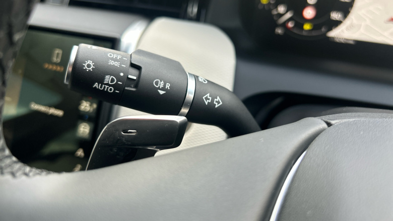 Land Rover Discovery Sport 2.0 D200 Dynamic SE 5dr Auto [7 Seat] Diesel Station Wagon